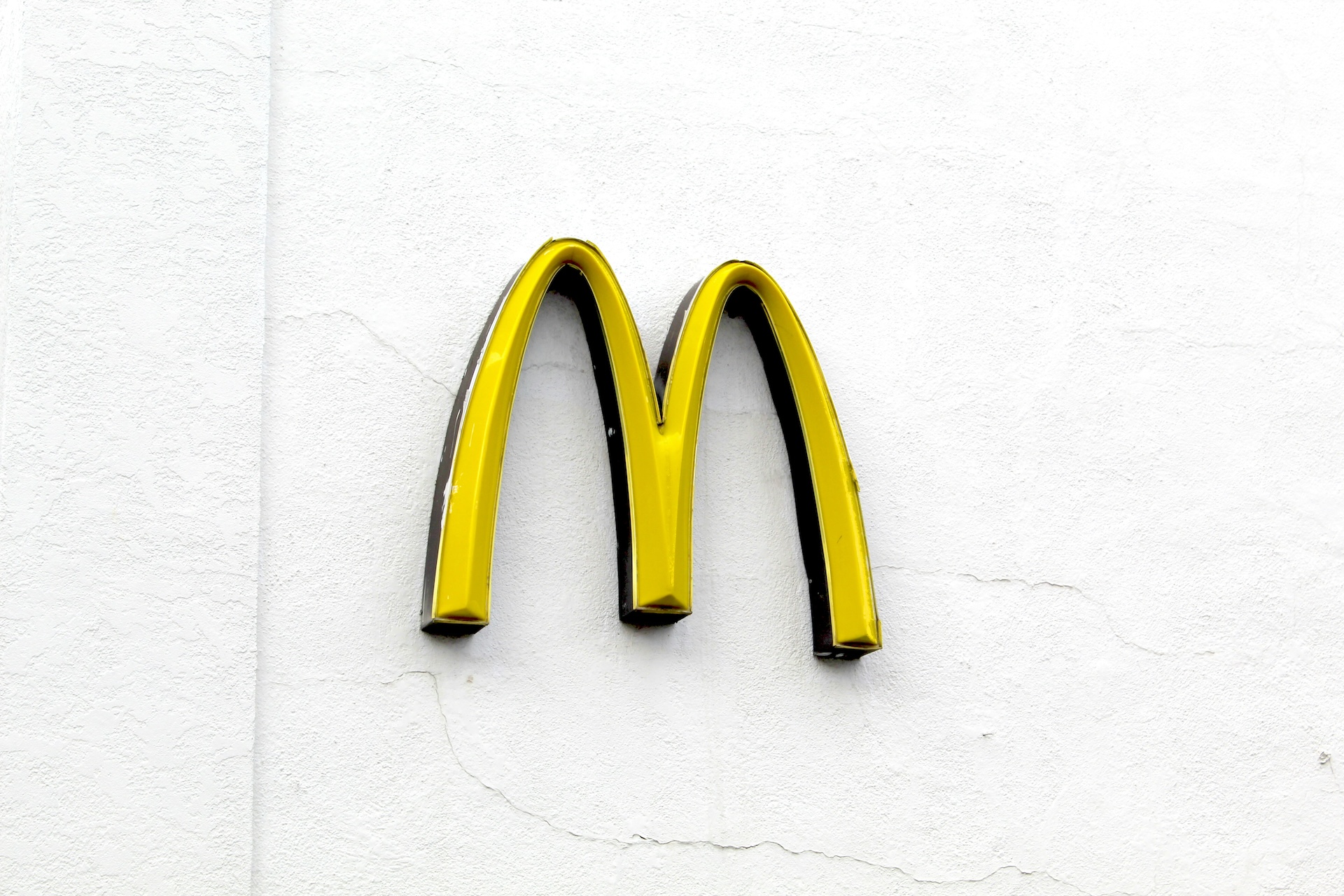 yellow mcdonald logo restaurant design